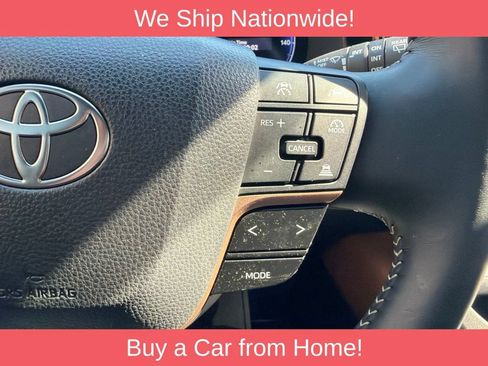 Used 2025 Toyota Crown Signia AWD/4WD image 13