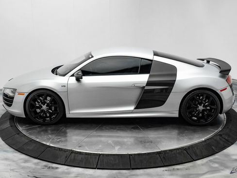 Used 2010 Audi R8 V10 image 6