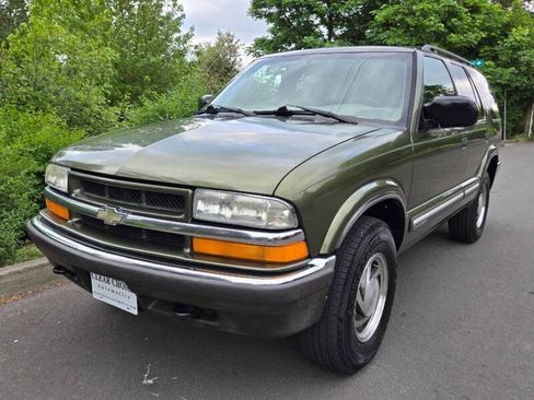 Used 2001 Chevrolet Blazer LT AWD/4WD image 9