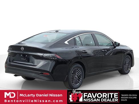 New 2026 Nissan Sentra SV w/ Floor Mat Package FWD image 5