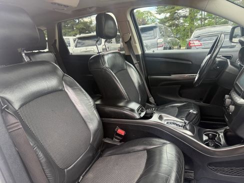 Used 2016 Dodge Journey Crossroad w/ Popular Equipment Group AWD/4WD image 10