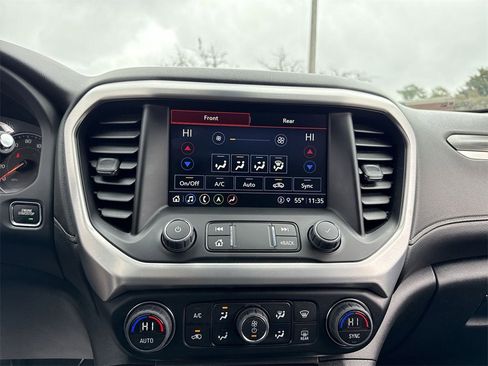 Used 2023 GMC Acadia SLT image 19