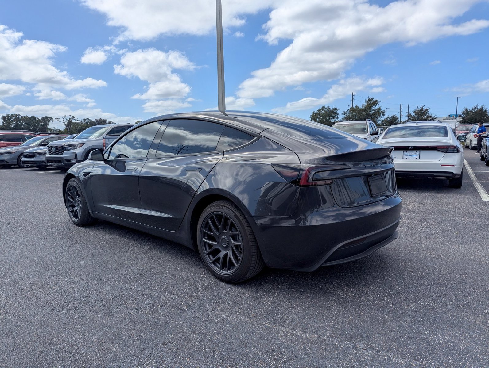 Used 2024 Tesla Model 3 Standard Range RWD image 5