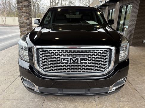 Used 2017 GMC Yukon Denali w/ Open Road Package image 3