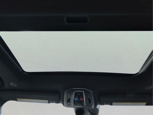 New 2025 Jeep Grand Cherokee L Altitude image 29