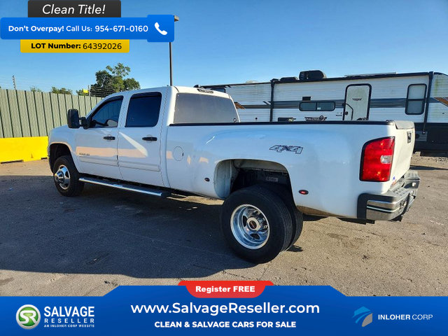 Used 2011 GMC Sierra 3500 SLT w/ SLT Convenience Package AWD/4WD image 3