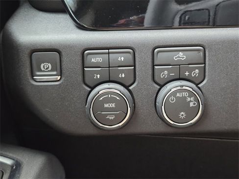 New 2026 Chevrolet Silverado 1500 LT w/ All Star Edition Plus image 29