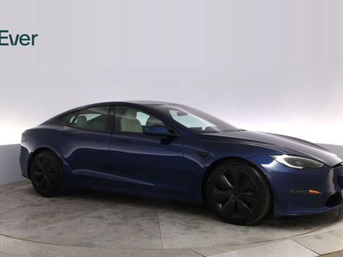 Used 2022 Tesla Model S AWD/4WD image 14