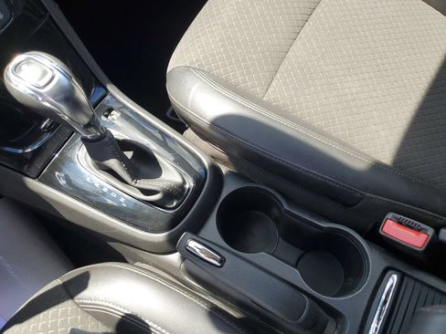 Used 2019 Buick Encore Preferred w/ Safety Package FWD image 21