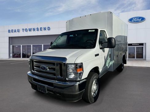 New 2025 Ford E-350 and Econoline 350 Super Duty w/ Power Equipment Group image 3