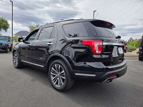 Used 2019 Ford Explorer Platinum AWD/4WD image 4