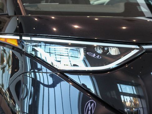 New 2025 Volkswagen ID. Buzz Pro S RWD image 4