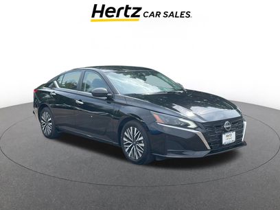 Used 2024 Nissan Altima 2.5 SV