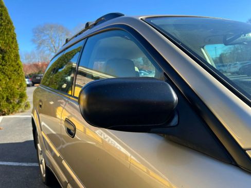 Used 2008 Subaru Outback 2.5i L.L. Bean image 14