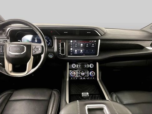 Used 2022 GMC Yukon XL Denali RWD image 15