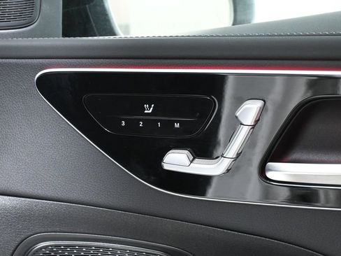 Certified 2025 Mercedes-Benz C 300 4MATIC Sedan image 27