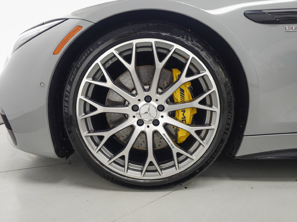 Certified 2022 Mercedes-Benz SL 63 AMG 4MATIC w/ Driver Assistance Package image 39