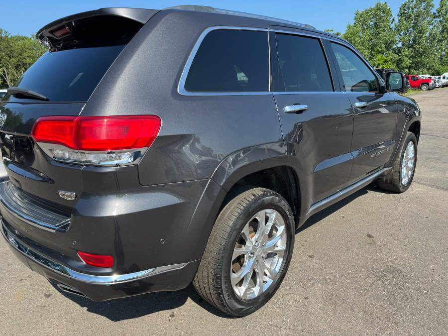 Used 2019 Jeep Grand Cherokee Summit AWD/4WD image 11