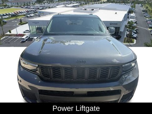 Certified 2025 Jeep Grand Cherokee L Altitude image 10
