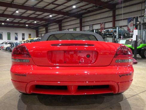 Used 2004 Dodge Viper SRT-10 image 21