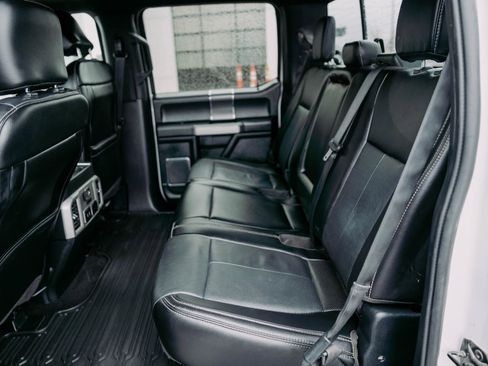 Used 2020 Ford F150 Lariat w/ Equipment Group 502A Luxury image 9