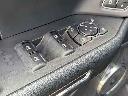 Used 2024 Ford Expedition Limited AWD/4WD image 12