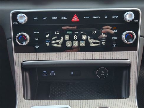 New 2026 Genesis GV80 3.5T Prestige image 15