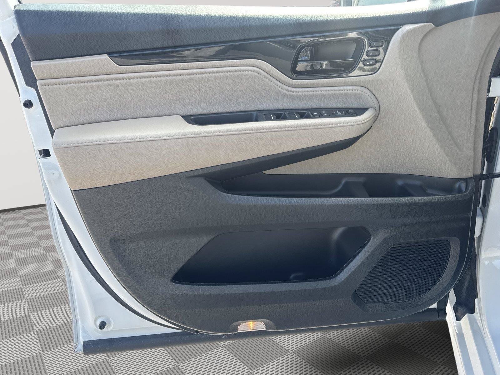 Used 2024 Honda Odyssey Touring image 26