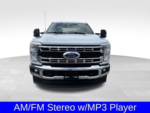 Used 2024 Ford F250 XLT w/ FX4 Off-Road Package image 9