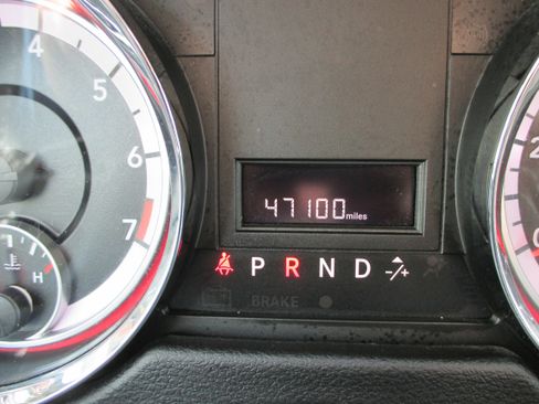 Used 2017 Dodge Grand Caravan SE w/ Power Window Group FWD image 19