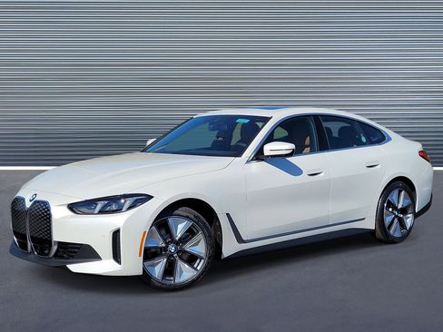 New 2026 BMW i4 eDrive40 w/ Premium Package image 1