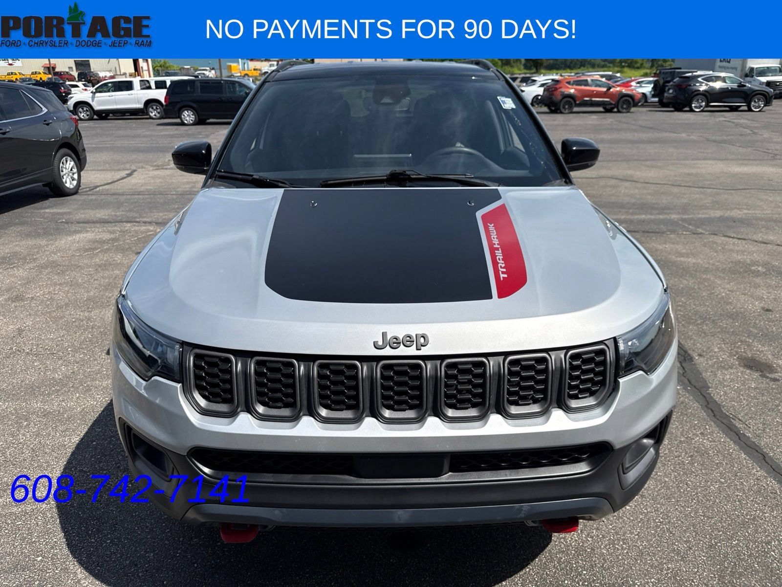 Used 2025 Jeep Compass Trailhawk AWD/4WD image 6