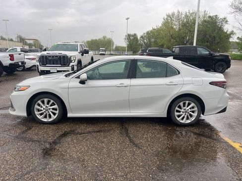 Used 2023 Toyota Camry LE FWD image 5
