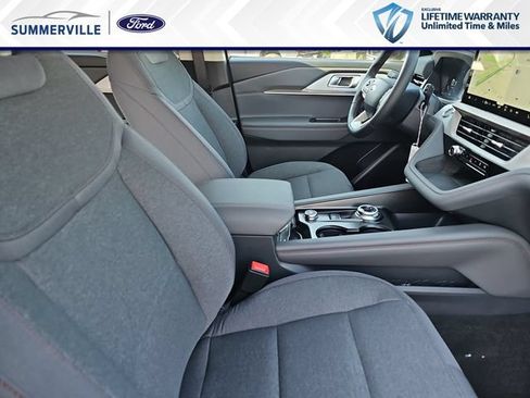 New 2026 Ford Explorer Active RWD image 12