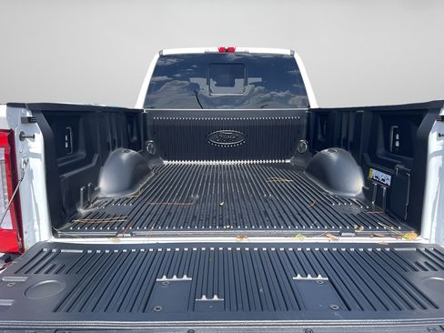 New 2026 Ford F350 Platinum w/ FX4 Off-Road Package AWD/4WD image 11