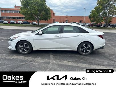 Used 2023 Hyundai Elantra SEL w/ Convenience Package