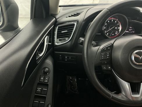 Used 2014 MAZDA MAZDA3 s Touring FWD image 31