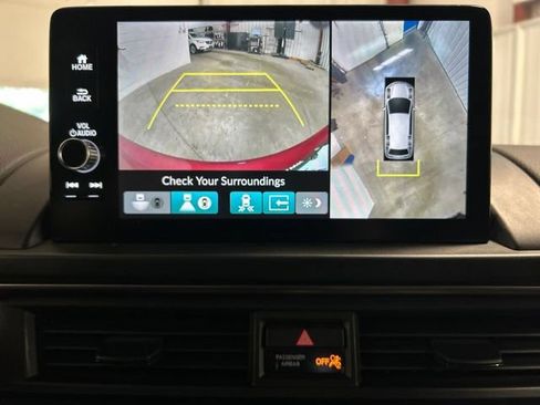 Certified 2025 Honda Pilot TrailSport image 33