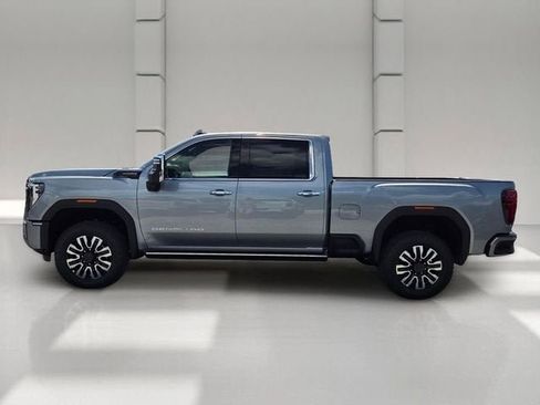 Used 2026 GMC Sierra 2500 Denali Ultimate AWD/4WD image 2
