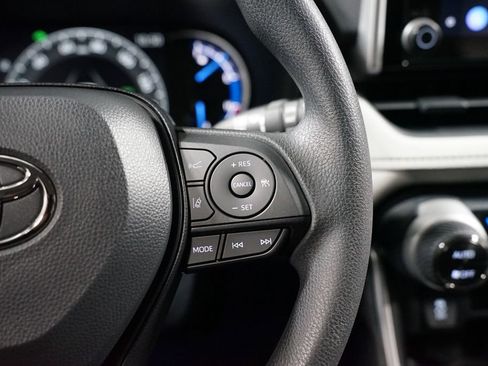 New 2025 Toyota RAV4 XLE image 13