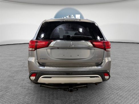 Used 2019 Mitsubishi Outlander ES image 5