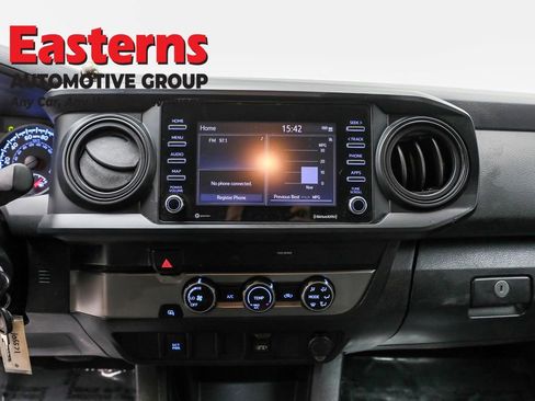 Used 2022 Toyota Tacoma SR image 12