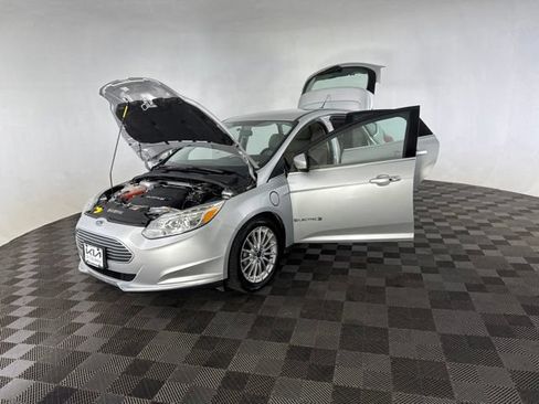 Used 2013 Ford Focus Electric Hatchback FWD image 12