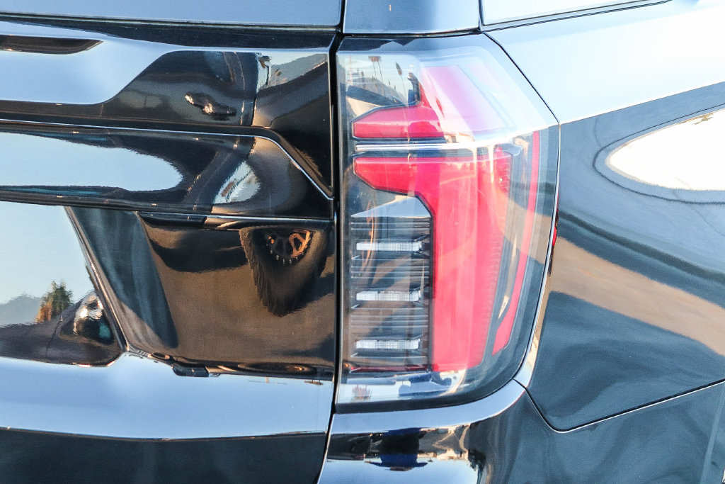 Used 2025 Chevrolet Tahoe LT AWD/4WD image 10