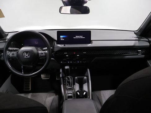 Used 2023 Honda Accord Sport image 17