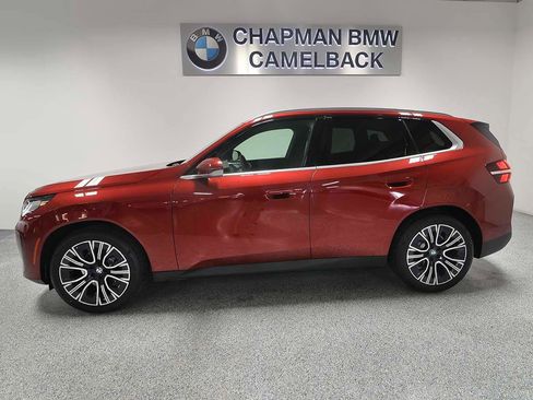 Used 2025 BMW X3 xDrive30i w/ Convenience Package AWD/4WD image 3