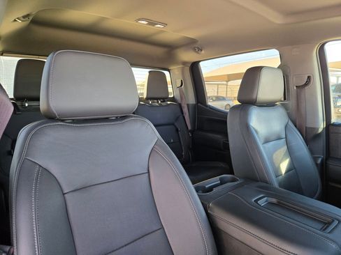 Used 2021 GMC Sierra 1500 SLT image 31