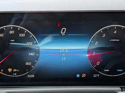Used 2026 Mercedes-Benz GLB 250 4MATIC image 9