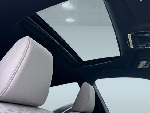 New 2026 Lexus RX 350 FWD image 14