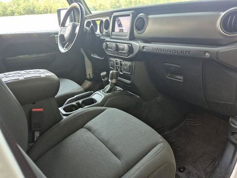 Used 2019 Jeep Wrangler Unlimited Sport AWD/4WD image 21